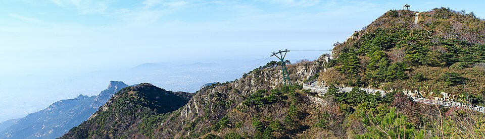 泰山